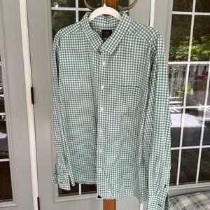 3X UNTUCKit Lg-Sleeve Wrinkle Free Button Down.